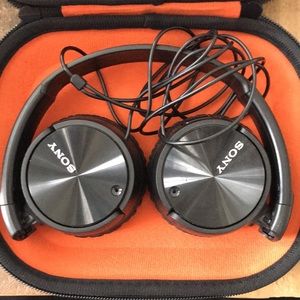 Sony Noise Cancelling Headphones